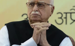 ভারতের রাজনীতি নিয়ে বেনজির ভুট্টোর ভবিষ্যদ্বানী ফলে যাচ্ছে