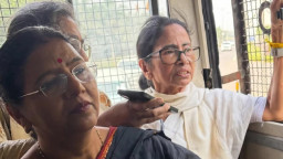 দিল্লিতে নজিরবিহীন ধরপাকড়, মমতাসহ আটক চার সাবেক মুখ্যমন্ত্রী