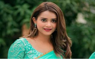 তানজিন তিশার দুই পোস্টে দুই রকম গল্প!