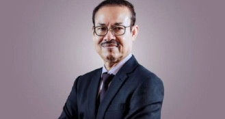 শেয়ারবাজারের ১৭০০ কোটি টাকার দায়িত্ব নিলেন বিএসইসির চেয়ারম্যান