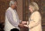ড. ইউনূসের সম্মানে দাঁড়িয়ে পড়লেন ৪০০ অতিথি