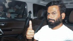 শর্তসাপেক্ষে জামিন পেলেন ‘ককরোচ পার্টি’র প্রতিষ্ঠাতা