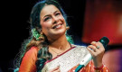 বিমানবন্দরে জনপ্রিয় সংগীতশিল্পীকে ধাক্কা