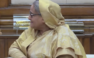 শেখ হাসিনা কেন মুখ দেখান না? মিলল ব্যাখ্যা 