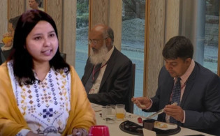 কাঁটা চামচ বিতর্কে এবার মুখ খুললেন মানসুরা আলম